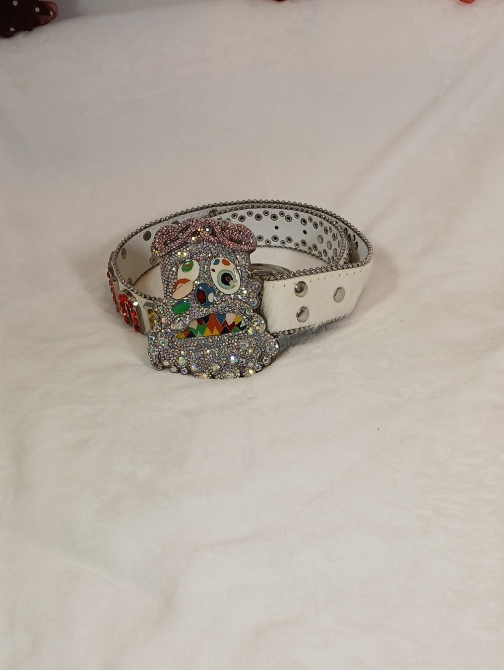 Stolen Arts Kami Jesus Belt blends Y2K aesthetics with bold hip-hop streetwear.